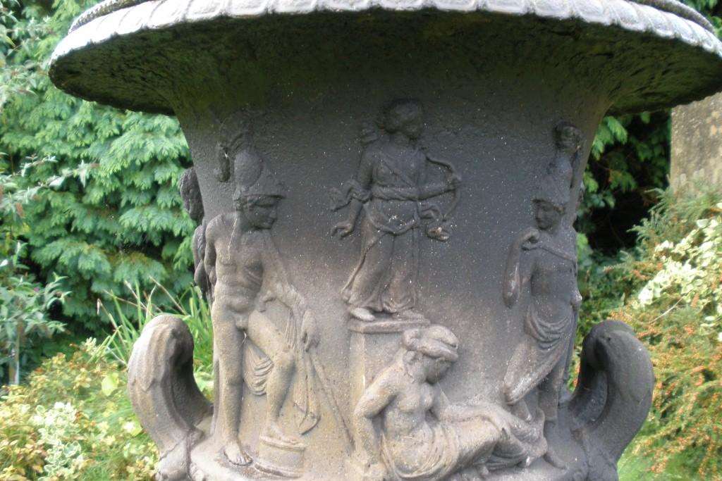 The 19th century urn was swiped from a back garden in Milton Close.