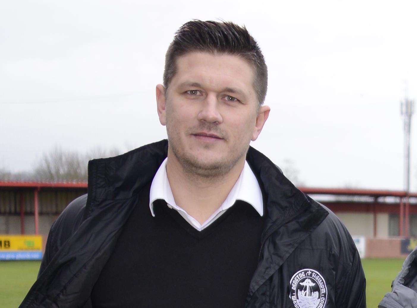 Hythe manager Sam Denly Picture: Paul Amos
