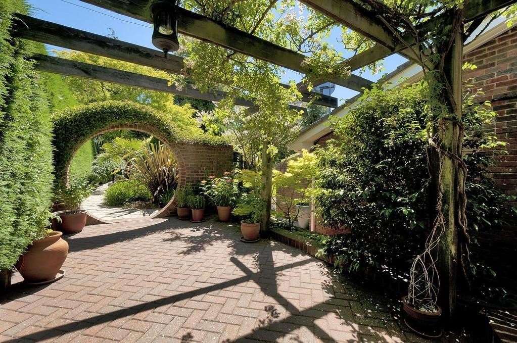 Green fingered house hunters would like this property Picture: Connells