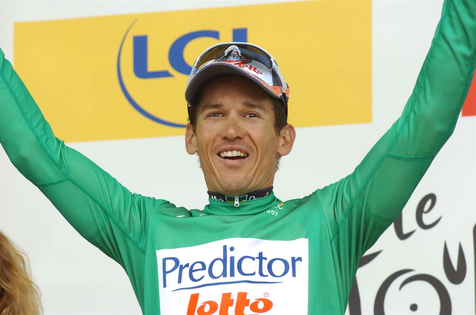 Stage winner Robbie McEwen took the green jersey. Pic: Barry Goodwin