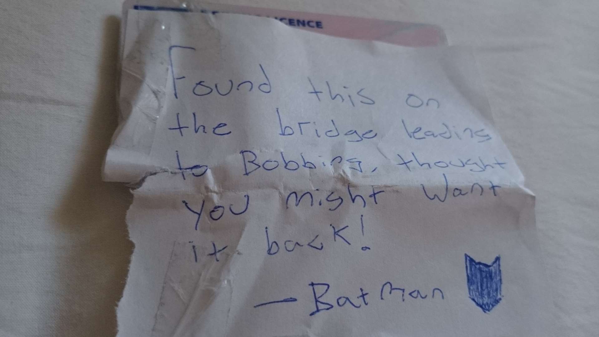The note left by Batman