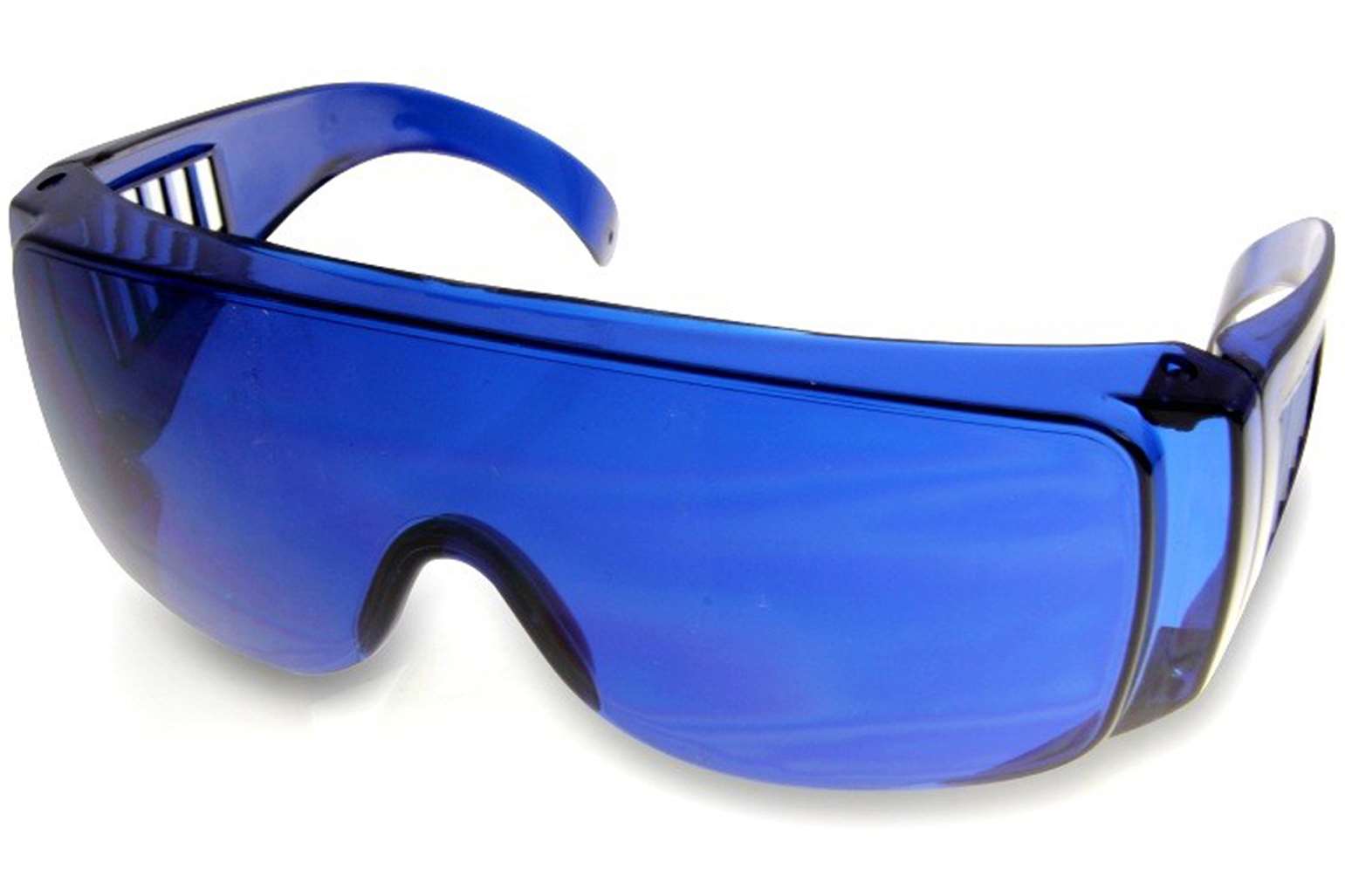 FOR HIM: Whether you can’t find your golf ball because you’ve smashed it so brilliantly far, or so not so brilliantly into the rough, these glasses are here to help, seeking out lost balls in the flora with their blue tinted hue. £6.99 from Menkind