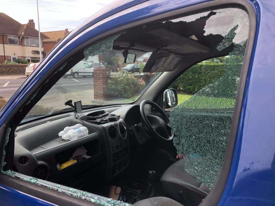 The window was smashed overnight (2475537)
