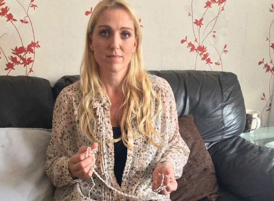 Karen Shelley is warning parents about the dangers of blind cords after she almost lost her two-year-old son. Picture: Chloe Holmwood