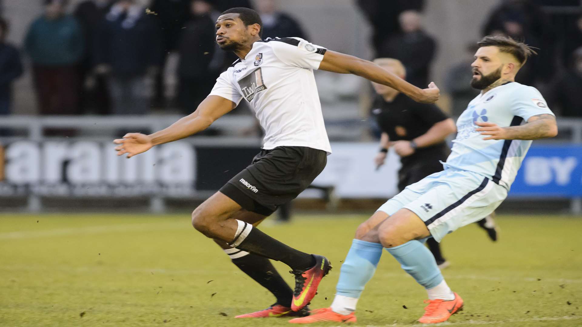 Danny Mills is staying with Dartford Picture: Andy Payton