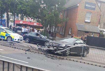 The crash in Chatham. Credit: @sexyunicornjess on Twitter (3101178)