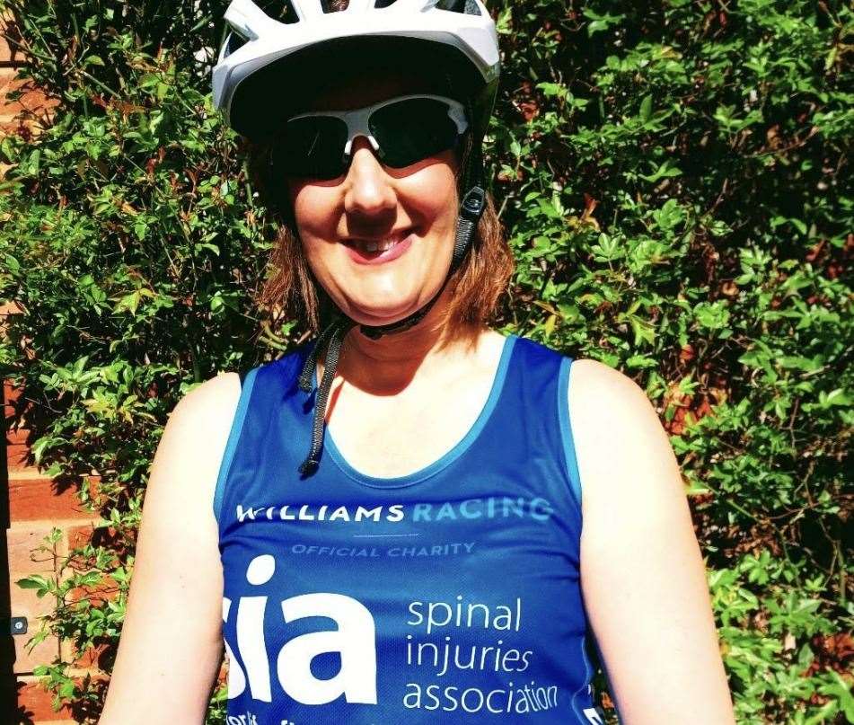 Wendy Hall, from Whitstable, is to complete a double marathon in memory of her late brother