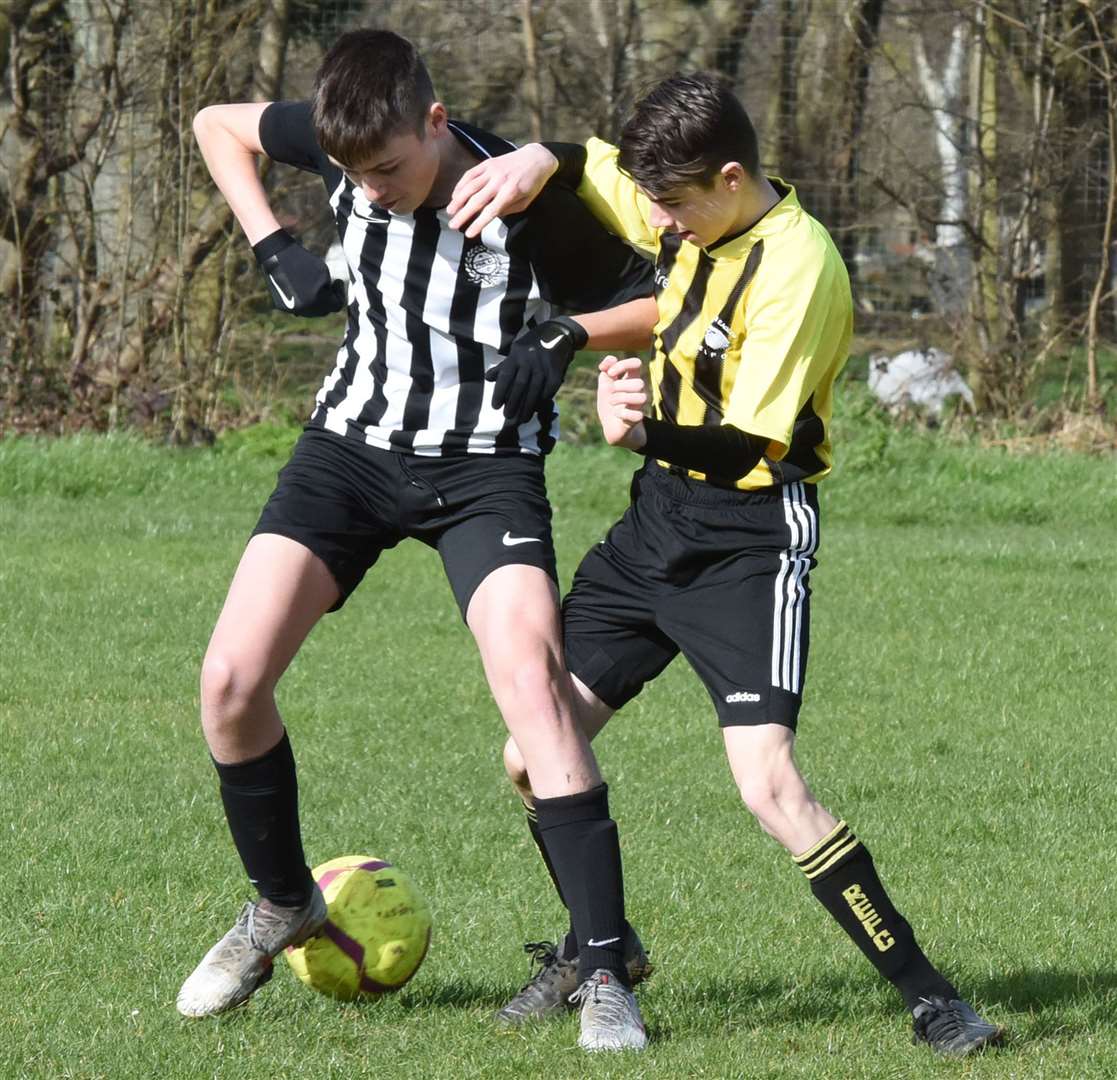 Rainham Eagles under-16s (yellow) battle for possession with Real 60 Lynx under-16s. Picture: Ken Mears FM30535412