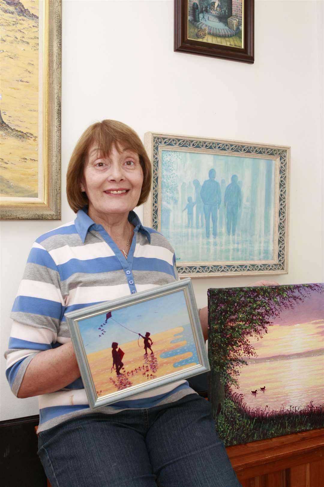 Blind artist Dawn Parkinson wants others to join the book club