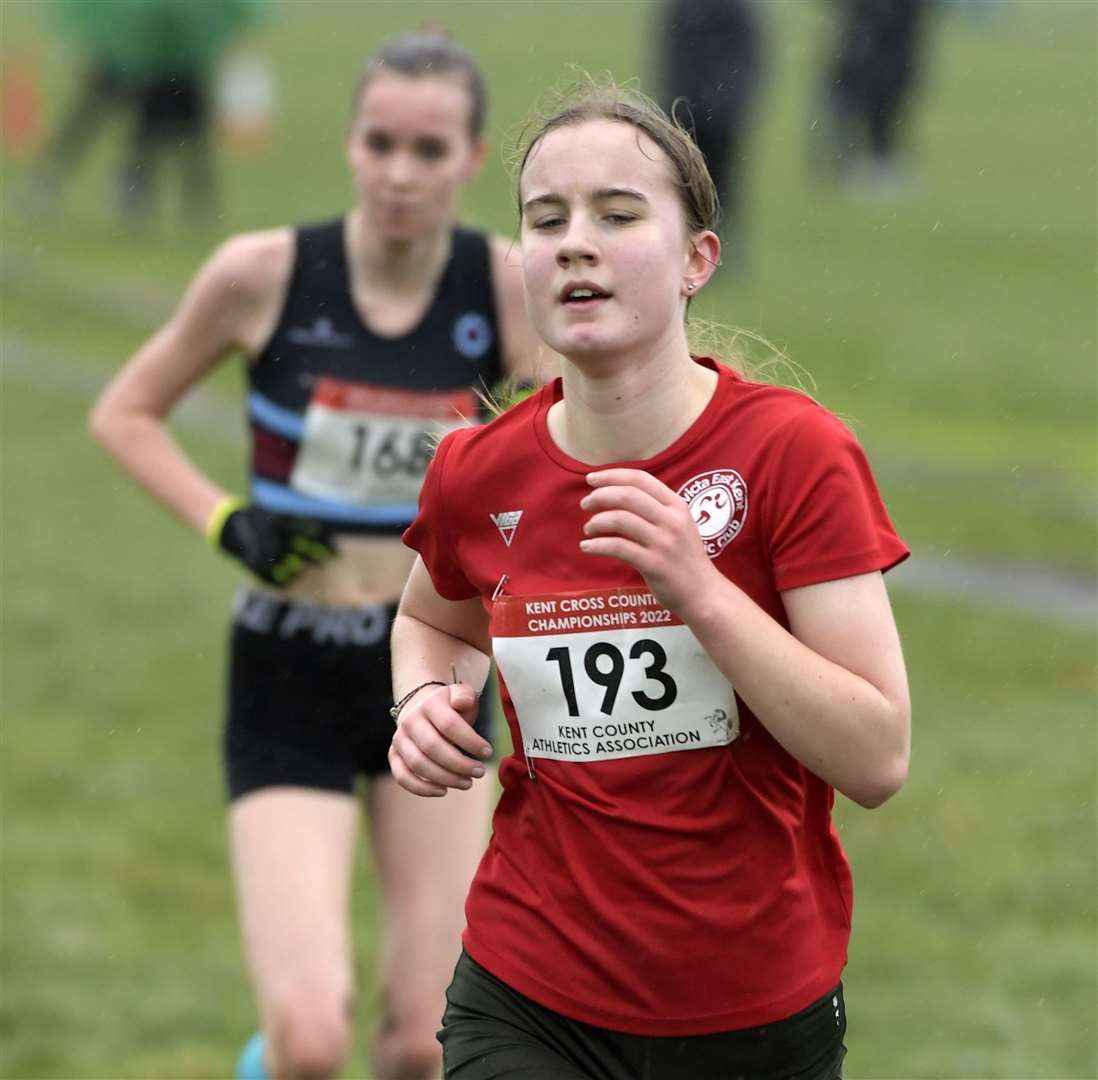 Invicta East Kent's under-15 runner Zoe Vallis. Picture: Barry Goodwin (54151808)