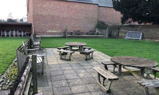 As well as paved patios with picnic tables, there is an extensive grassed area at the side of the Market Inn
