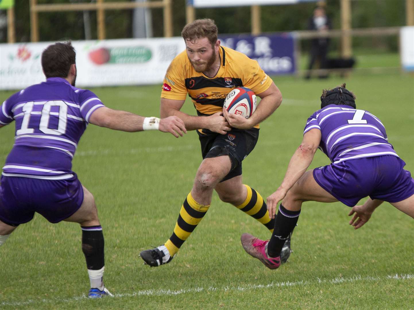 Tyler Oliver powers forward against Leicester Lions. Picture: Phillipa Hilton
