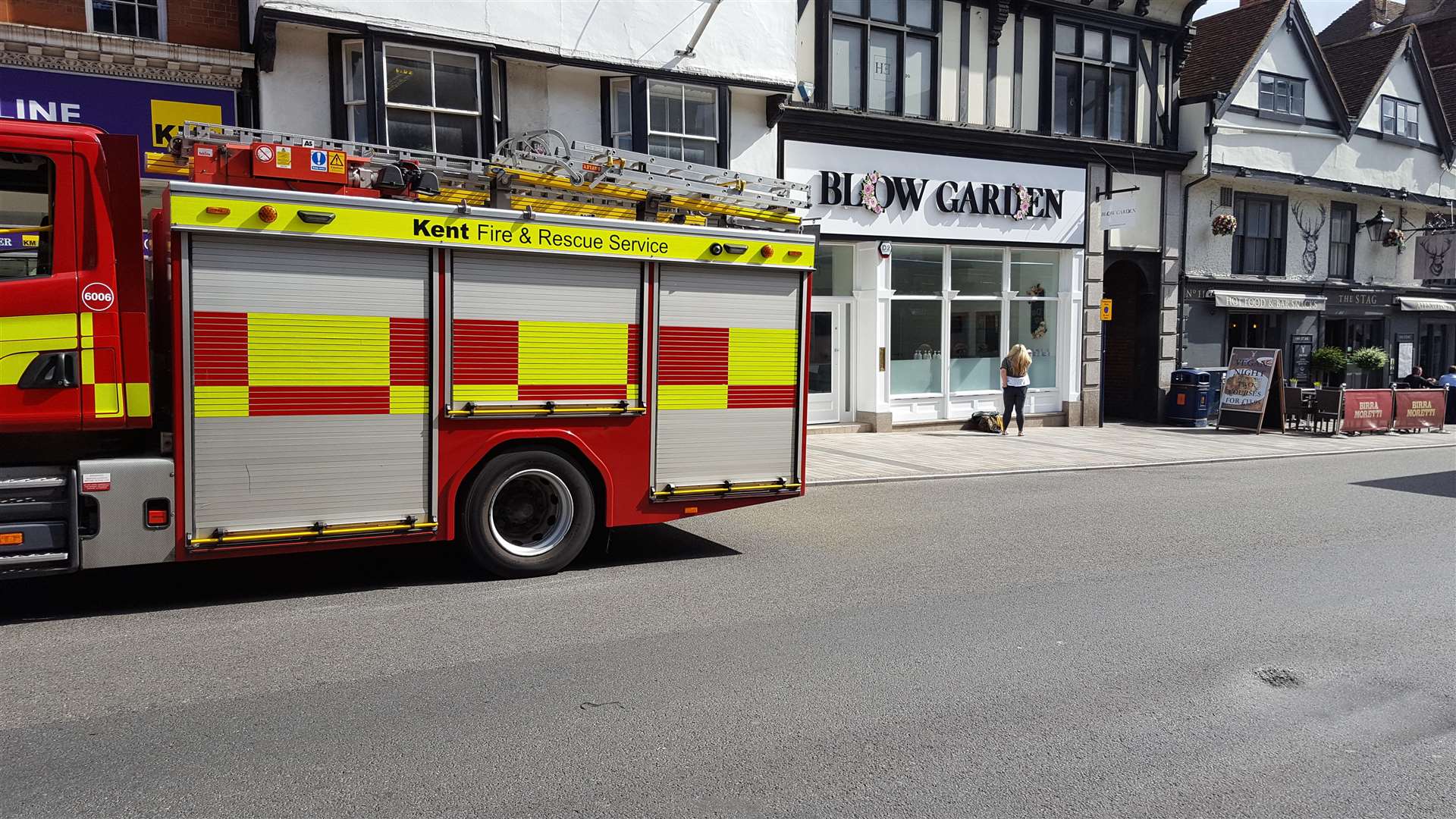 Fire crews outside Blow Garden in Maidstone High Street (2561592)