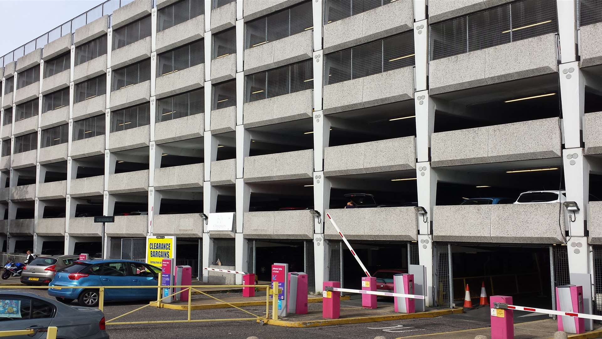 Multi-storey car park at The Mall Chequers in Maidstone
