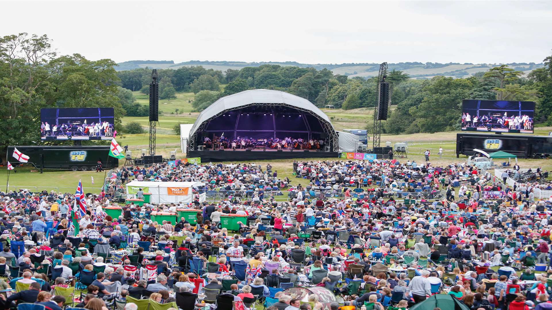 Thousands gathered for the Leeds Castle Classical Concert