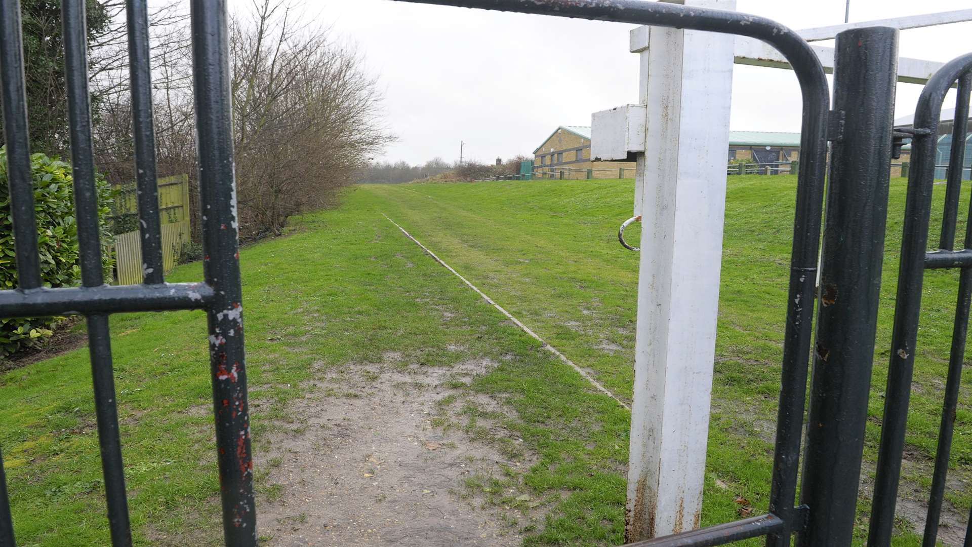Queen Elizabeth Field, off Castlemaine Road, Gillingham