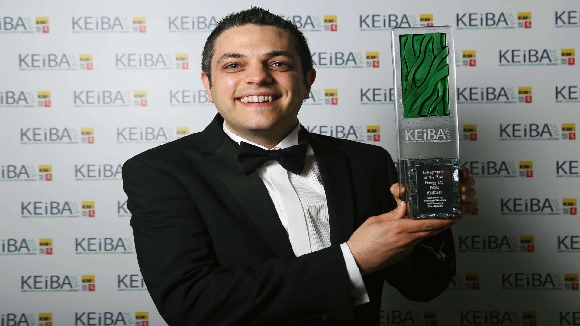 Rob Knight wins Entrepreneur of the Year for Ecoegg at KEiBA 2014