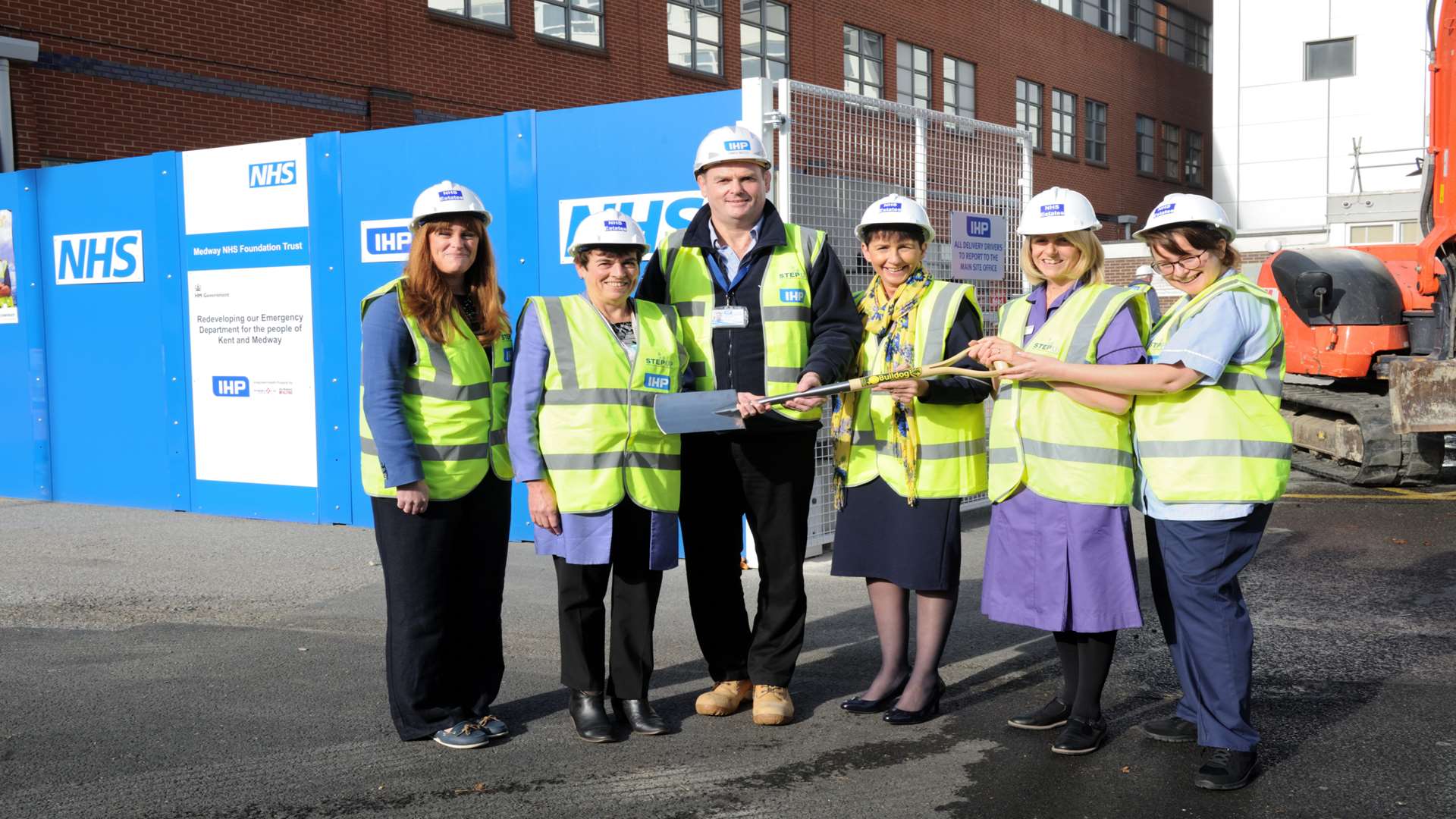 Work begins on the new major injuries emergency department at Medway Hospital