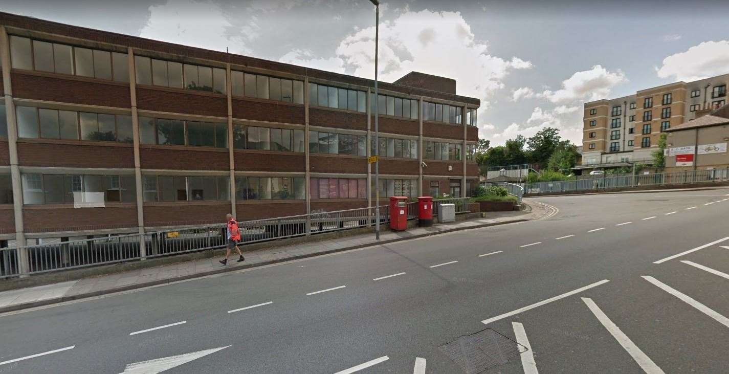 The postal office in Dartford where workers gathered to post their ballots for strike action. Picture Credit: Google Earth (17808714)
