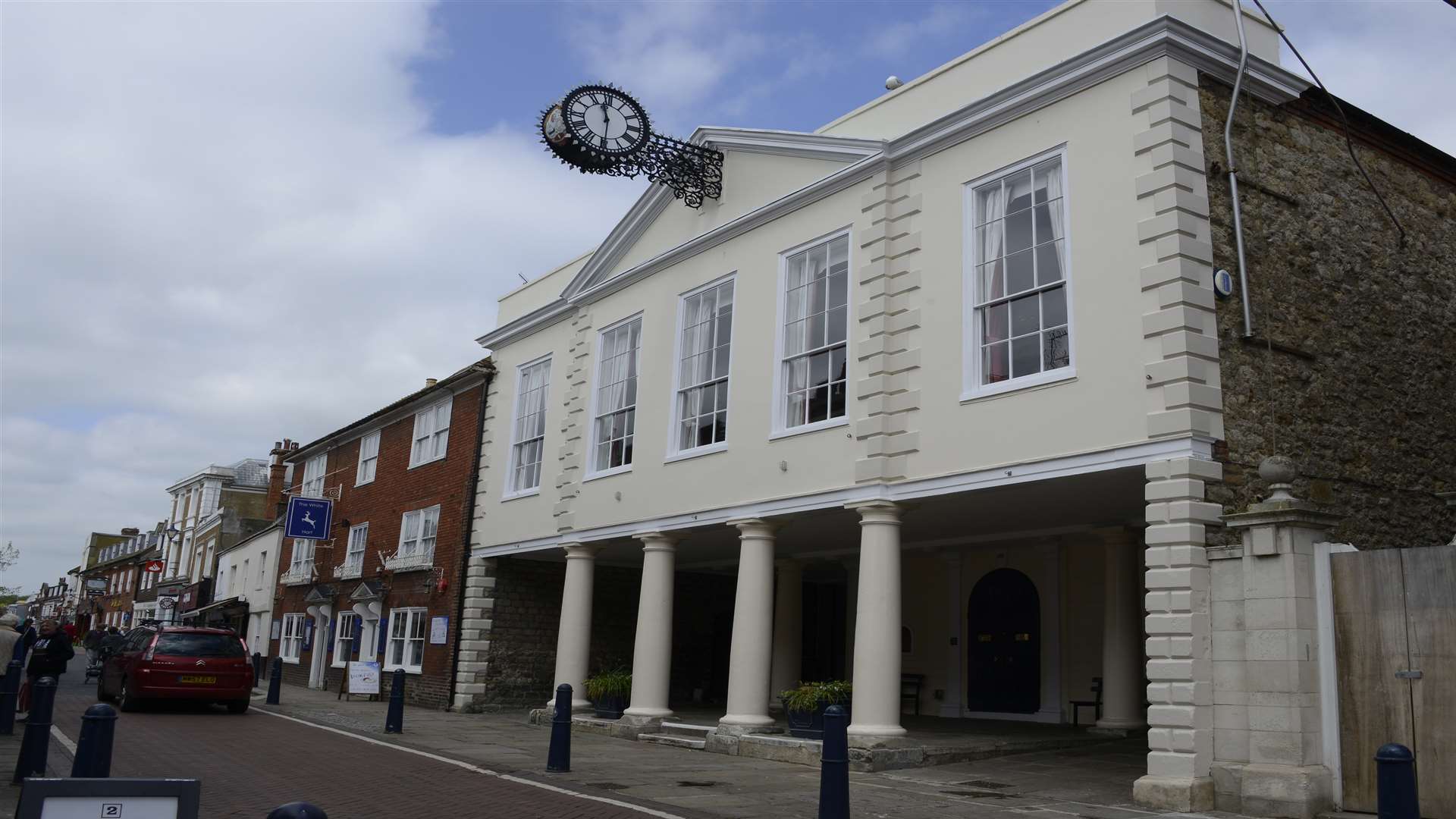 Hythe Town Hall Picture: Paul Amos