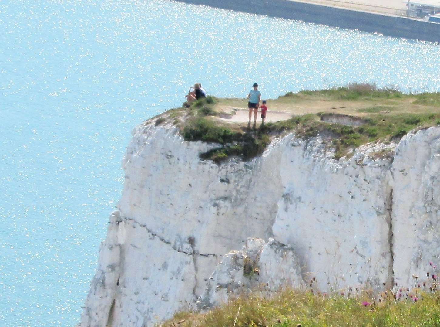 Ted Prangnell captured this scene and others showing more people close to the edge during a visit to the South Foreland lighthouse