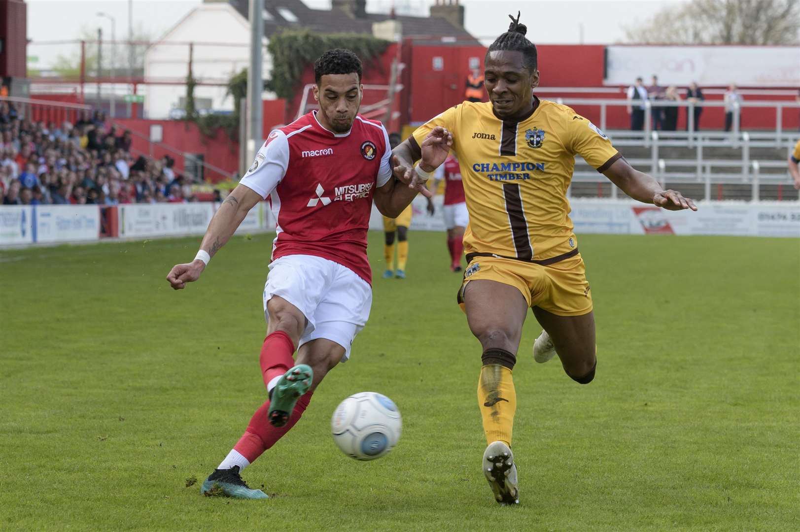 Corey Whitely on the ball for Ebbsfleet against Sutton Picture: Andy Payton
