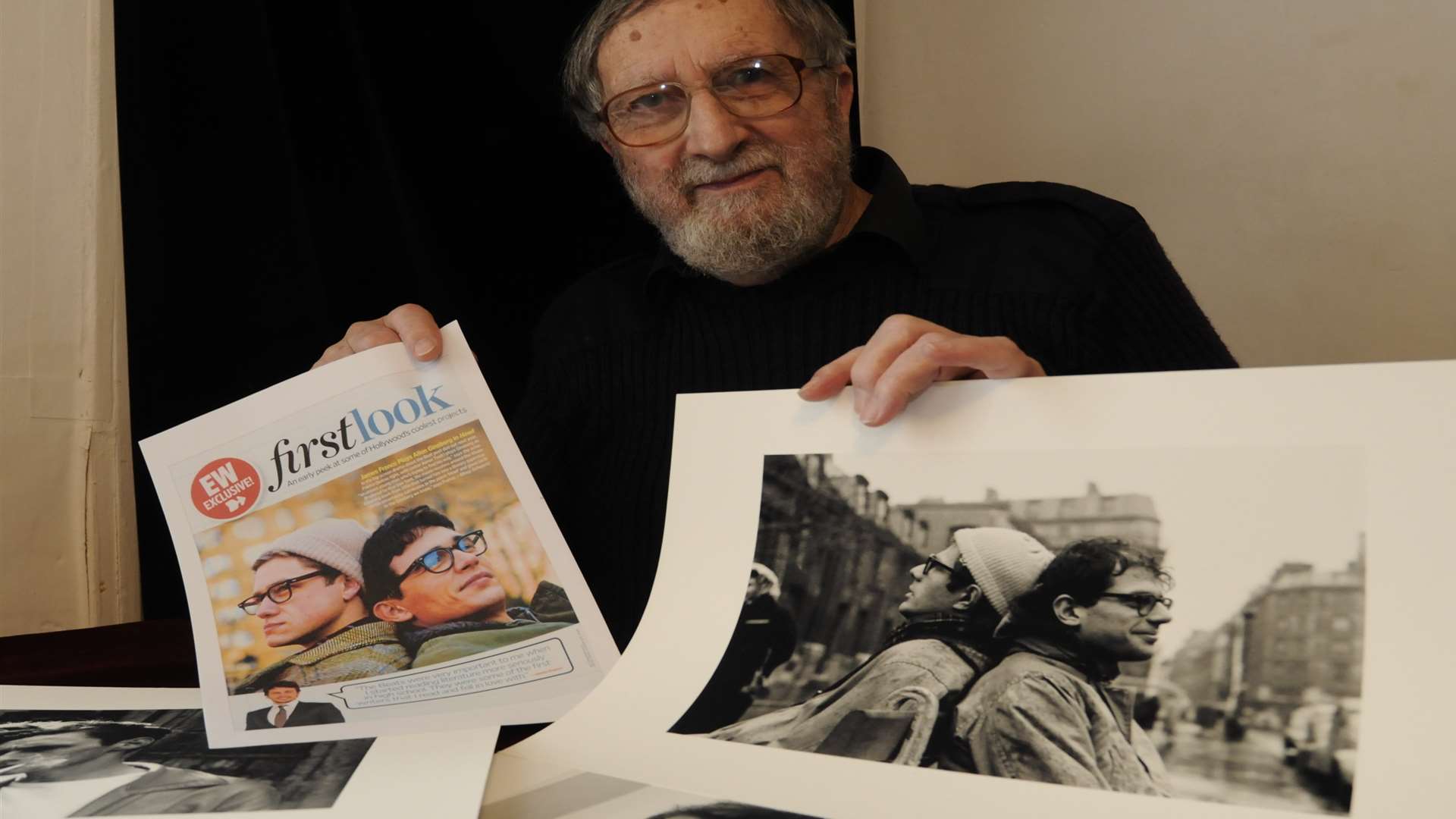 Deal Photographer Harold Chapman with his Icomic Parisienne images