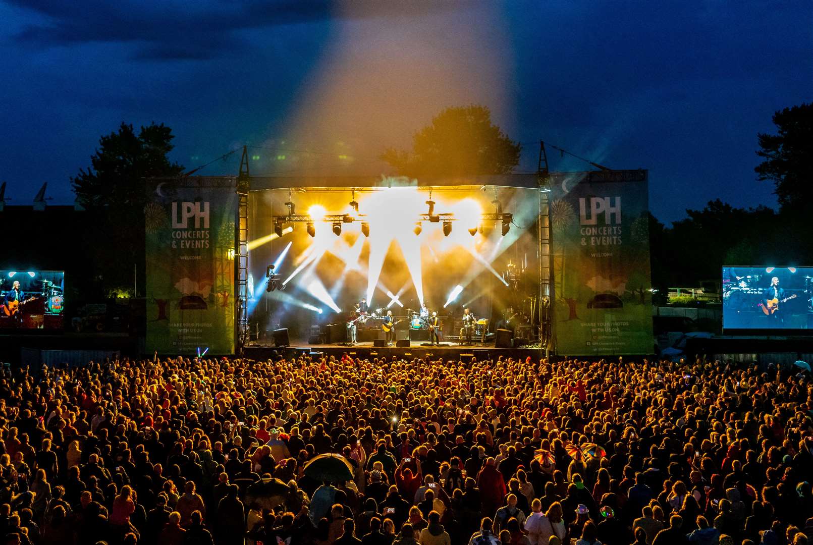 Crowds gathered to watch Paul Weller at the Hop Farm in 2022. Picture: Haze Photography