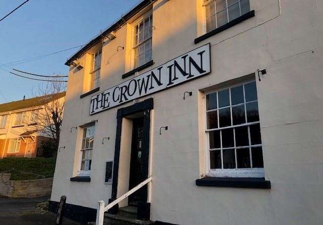 Sitting pretty in the middle of the village, the Crown Inn at Eythorne is deceptively large inside, but still manages to create a warm, homely feel.