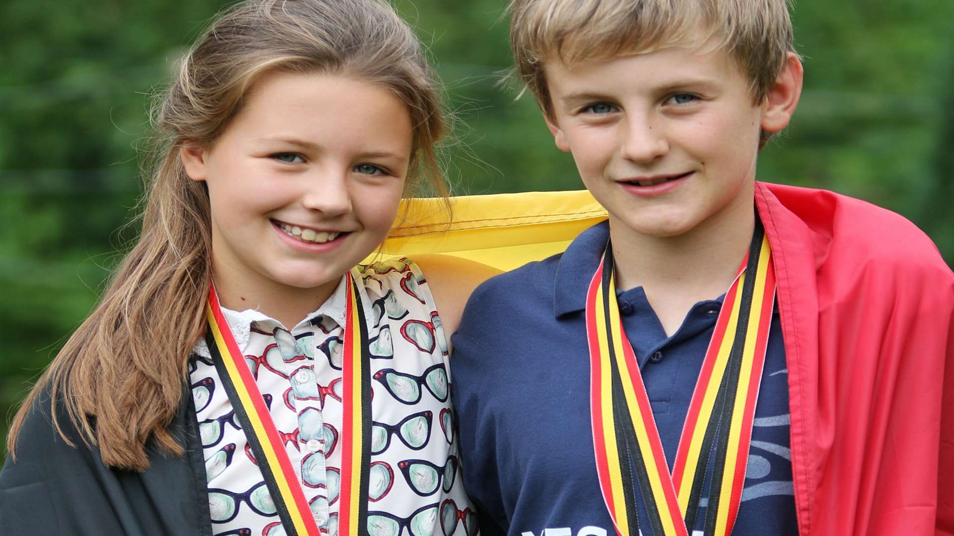 Siblings Thomas and Anna Leman both travelled to the land of their mother for the 2014 Championats De Belgique Natation (Belgian Age Group Championships).