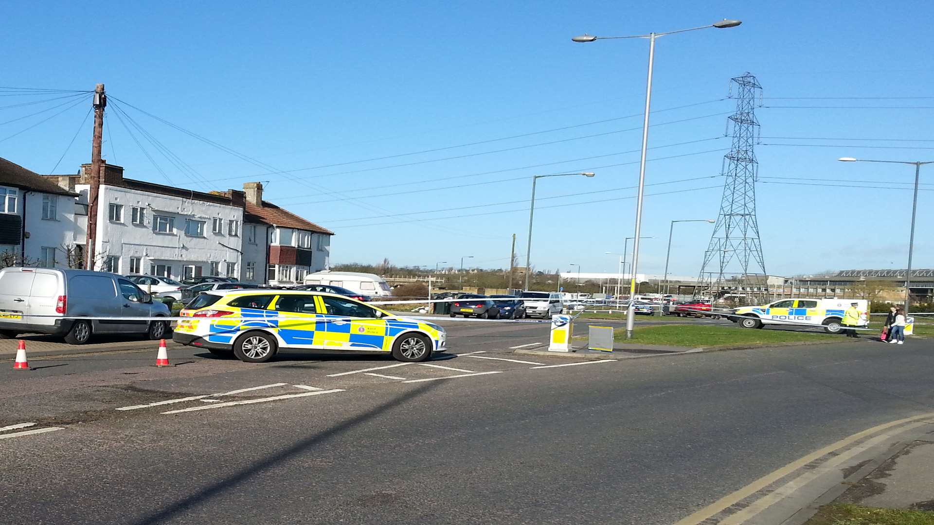 Burnham Road closed in Dartford after a gunshot was reportedly heard