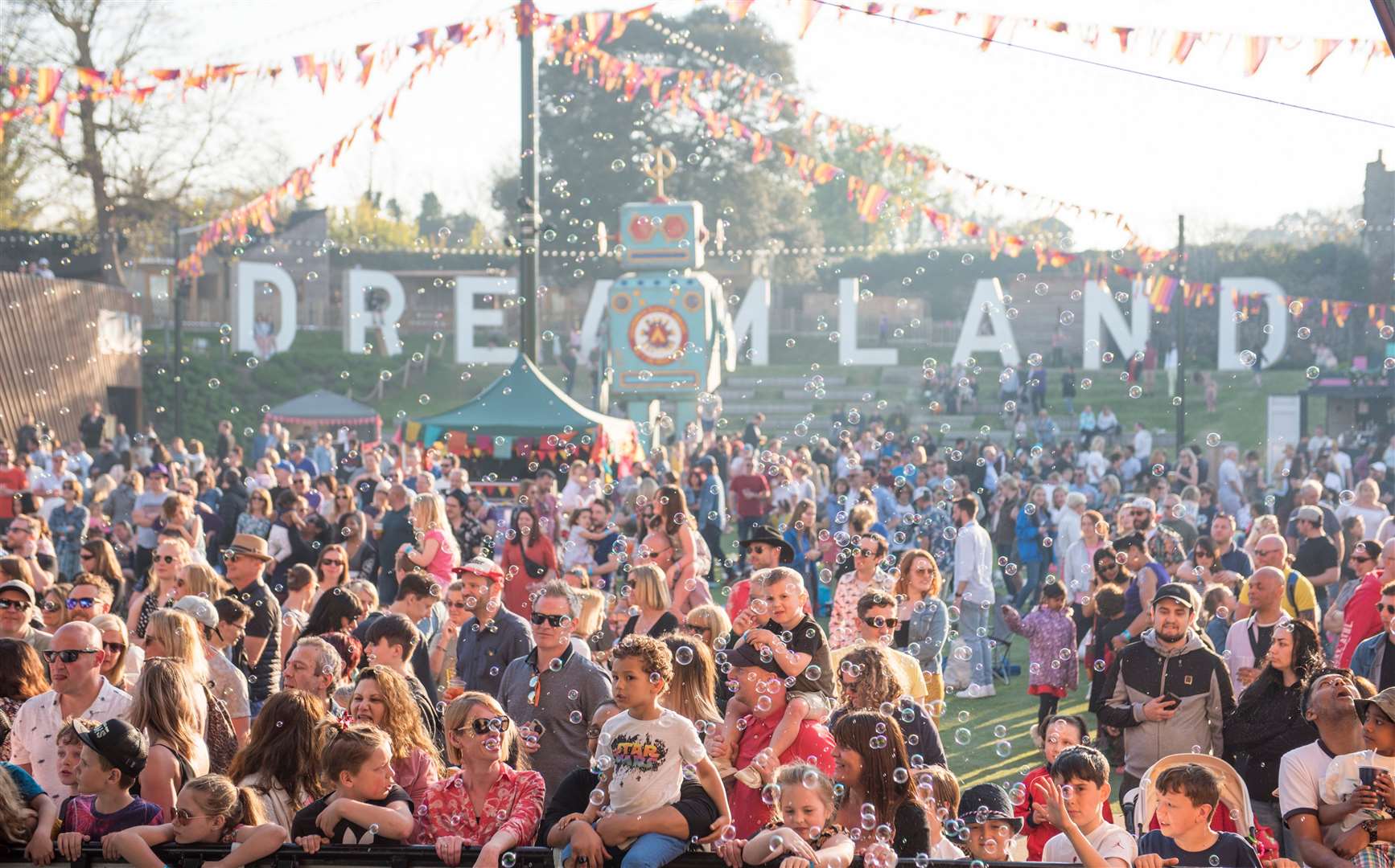 Head to the Scenic Stage at Dreamland