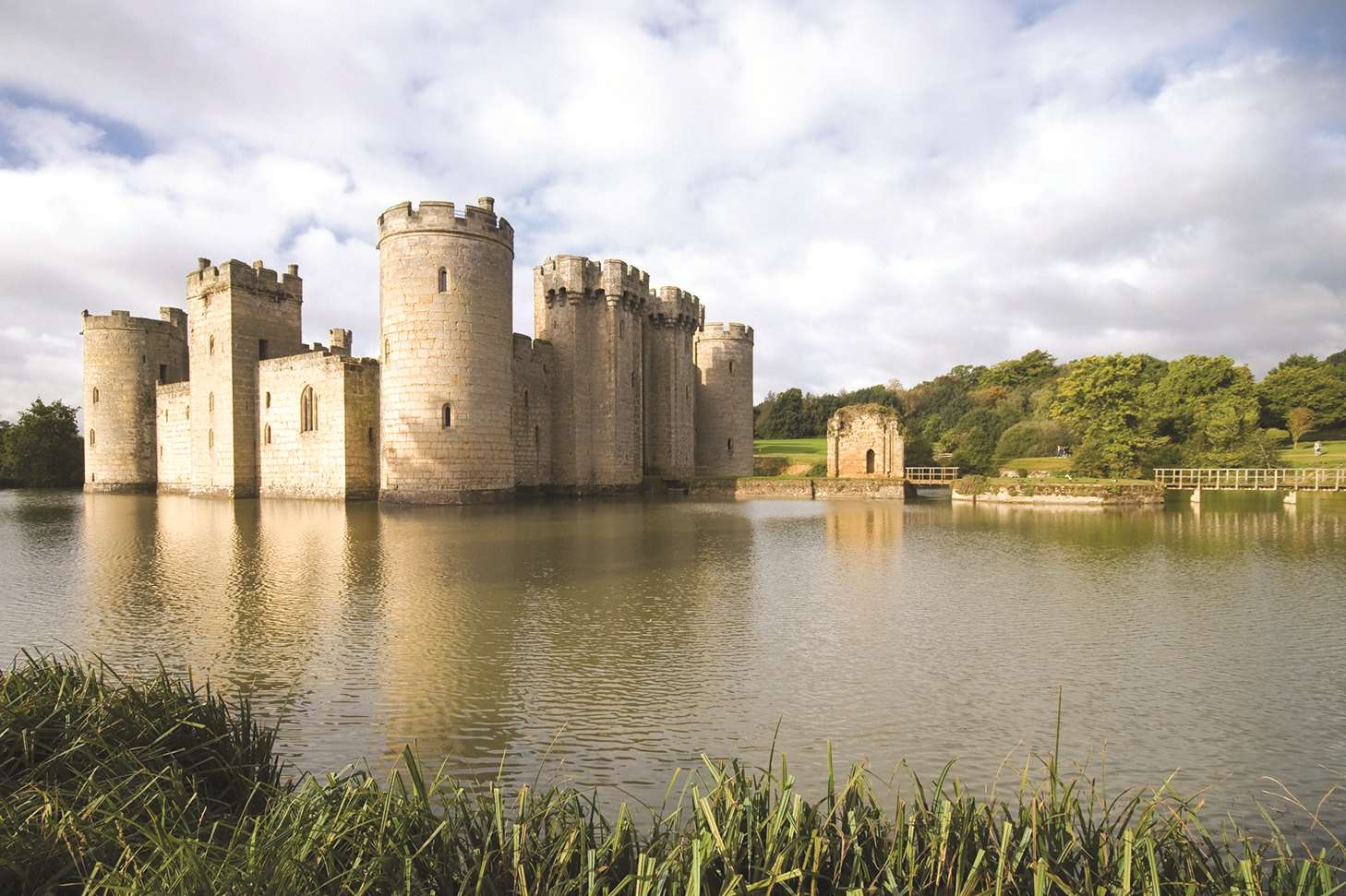 Bodiam Castle is a picturesque place to go walking