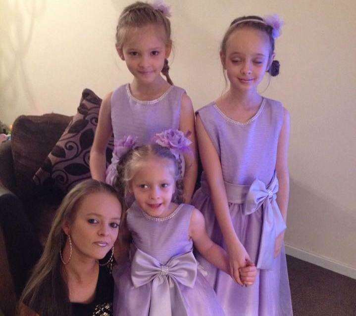 Sian with precious daughters Chantelle, Demi and Lilly