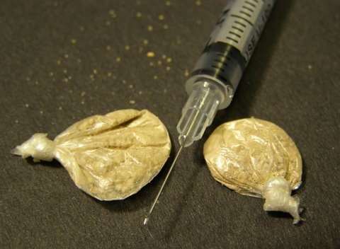 Heroin and needle