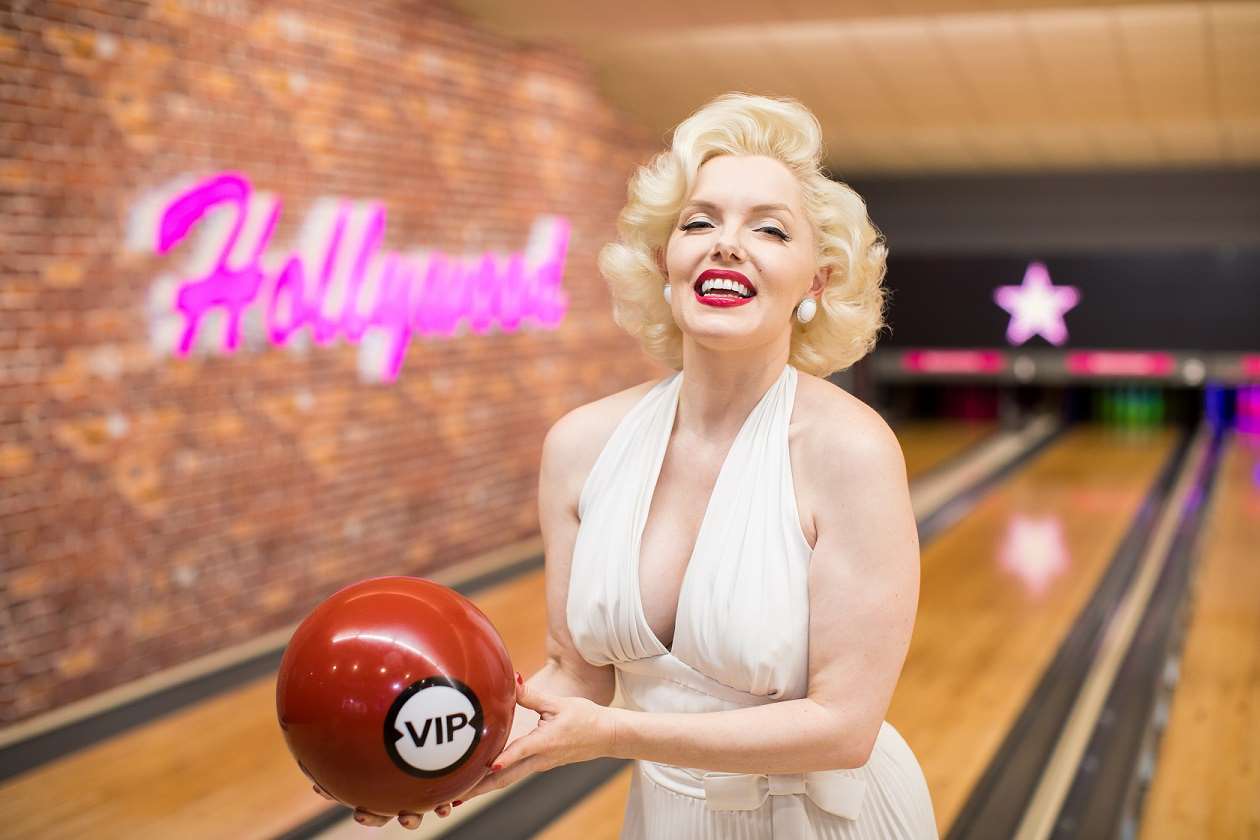 Marilyn bowls the first ball at the new Hollywood Bowl Ashford