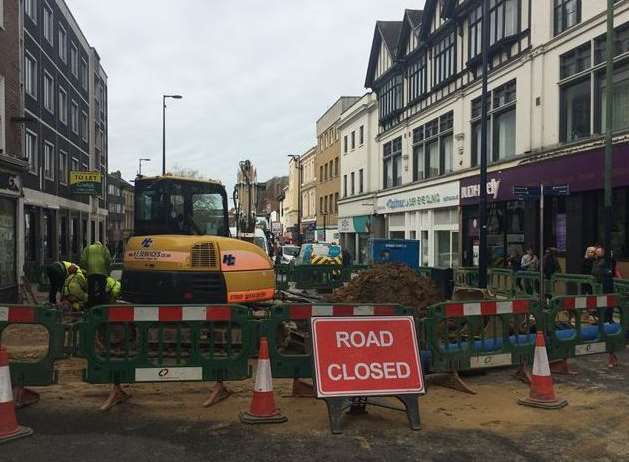 Work in the High Street at the corner of Pudding Lane, which is still closed today