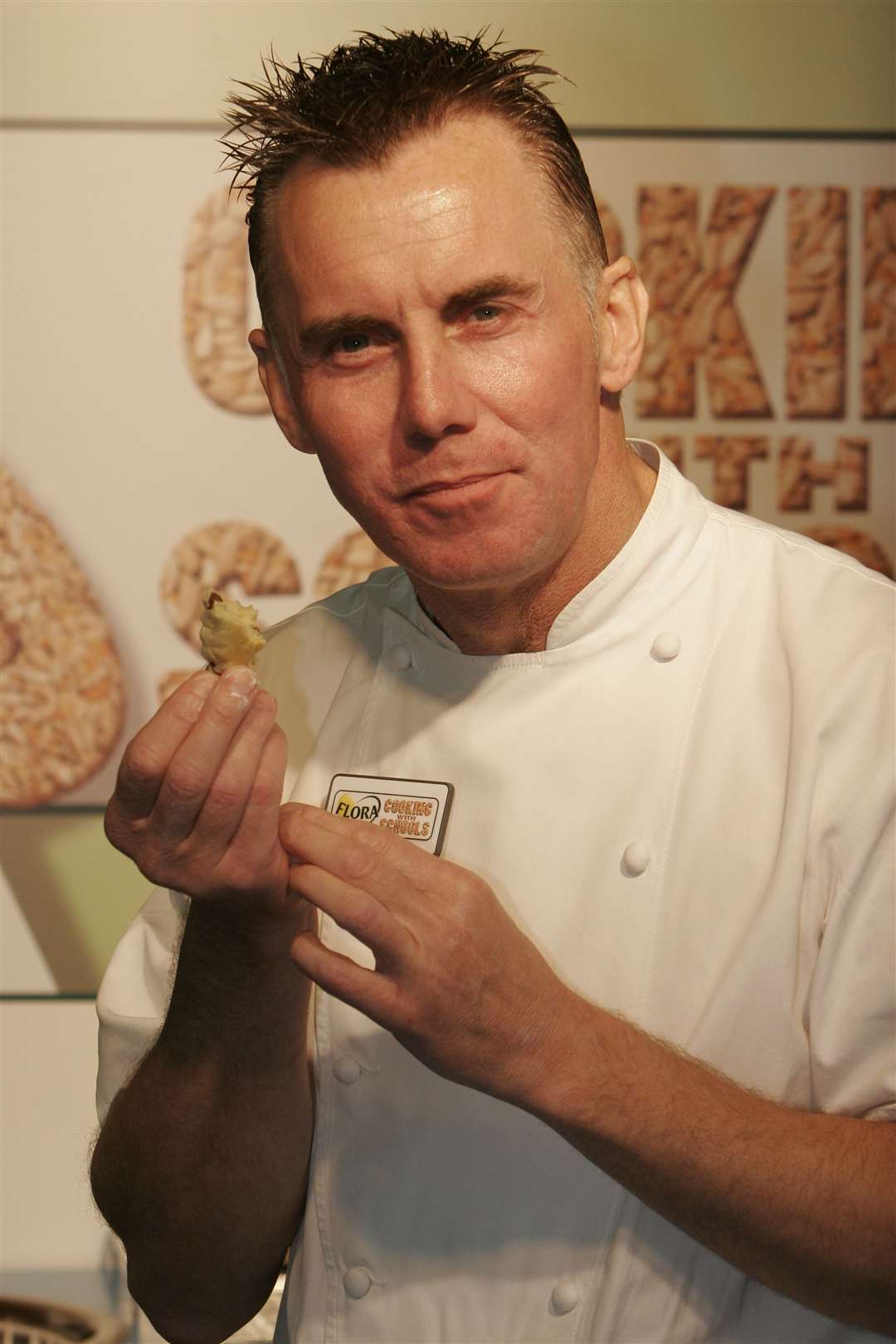 Gary Rhodes visiting his former school Twydall Juniors in 2008