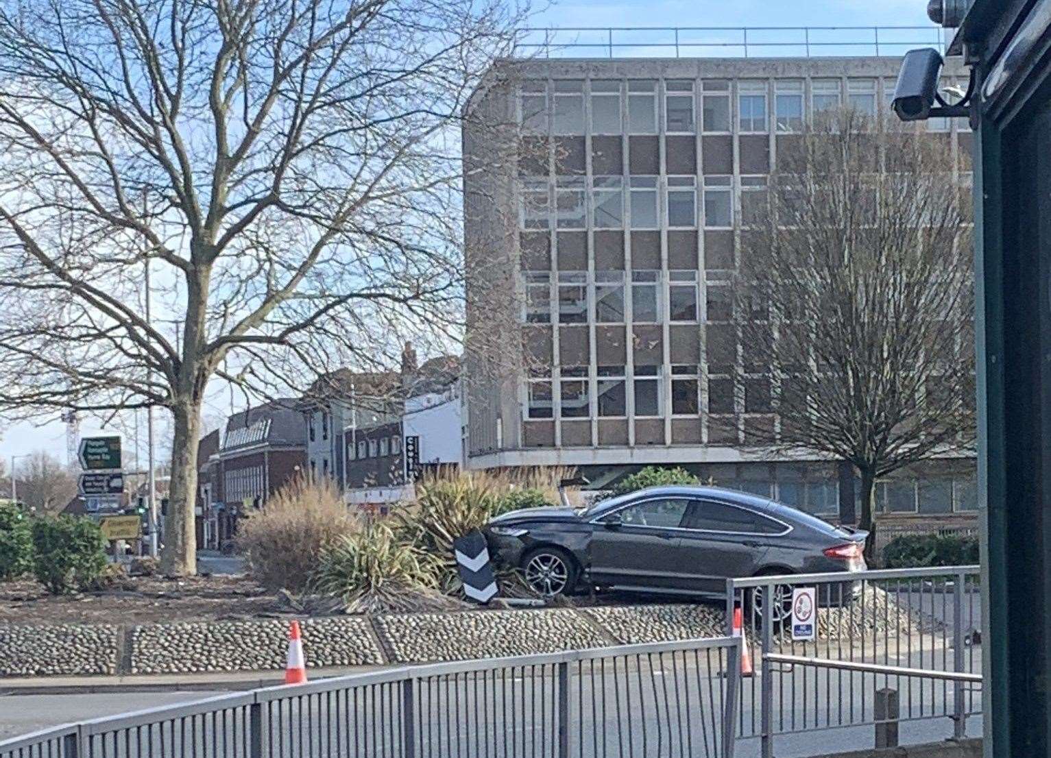 The car on the roundabout in Canterbury this morning. Pictures: Lee Arnold / Twitter