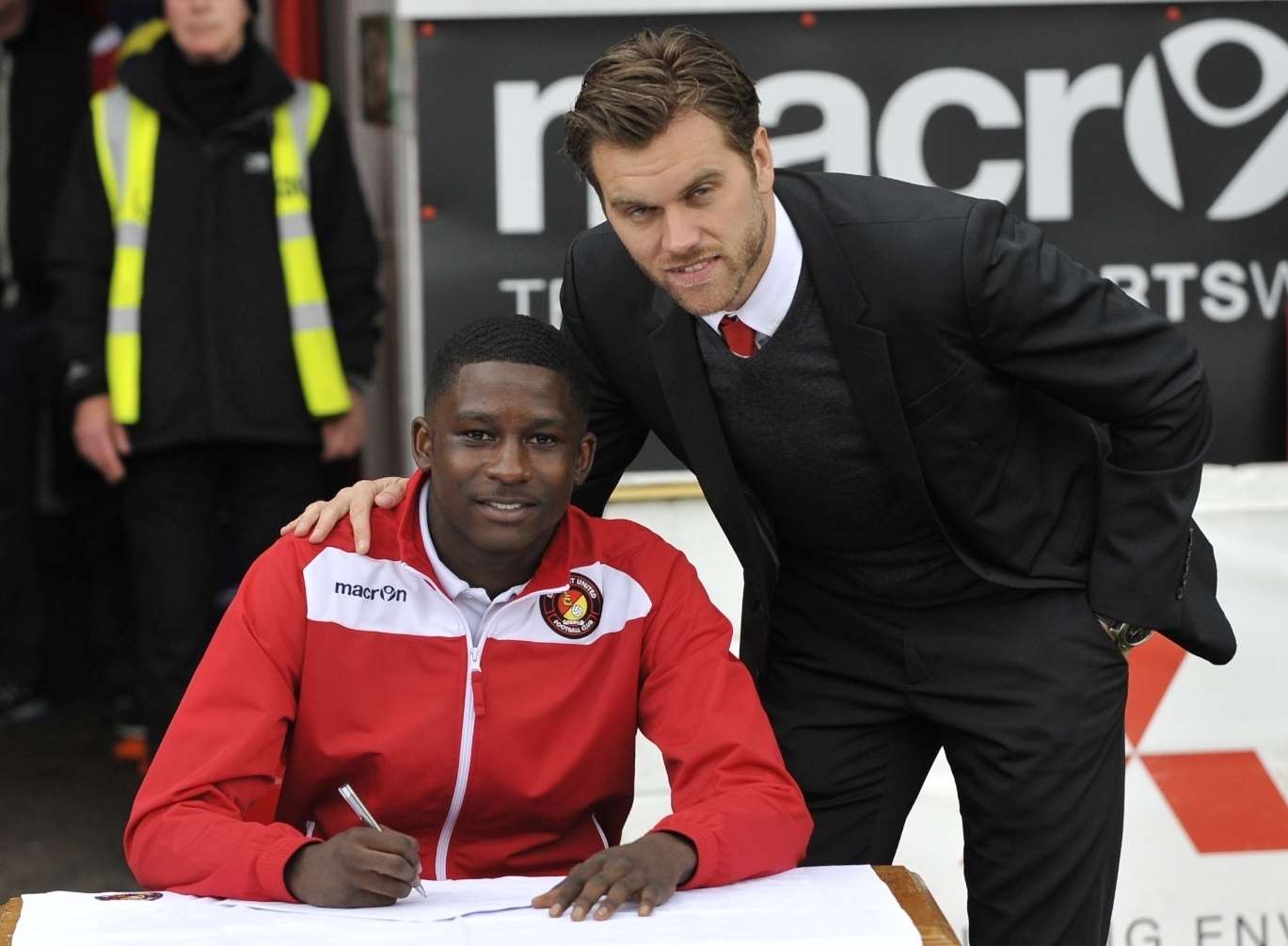 Academy prospect Shilow Tracey signs his first contract at Ebbsfleet United