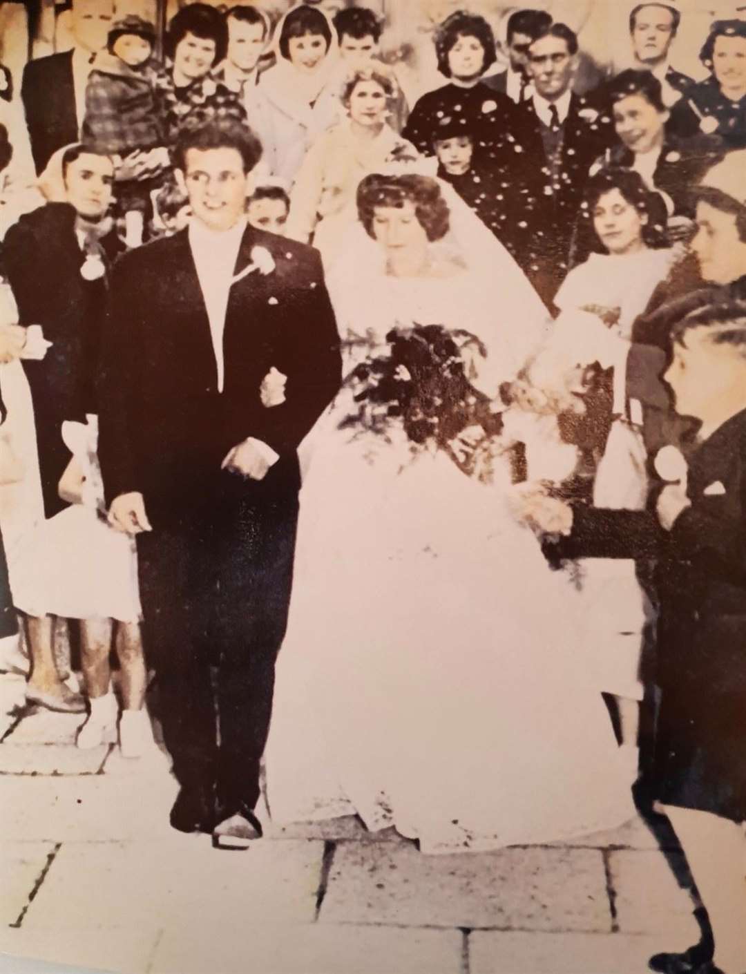 Harold and Valerie Robinson on their wedding day