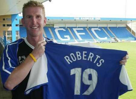 Iwan Roberts is unveiled as Gillingham's new player-coach. Picture: PETER STILL