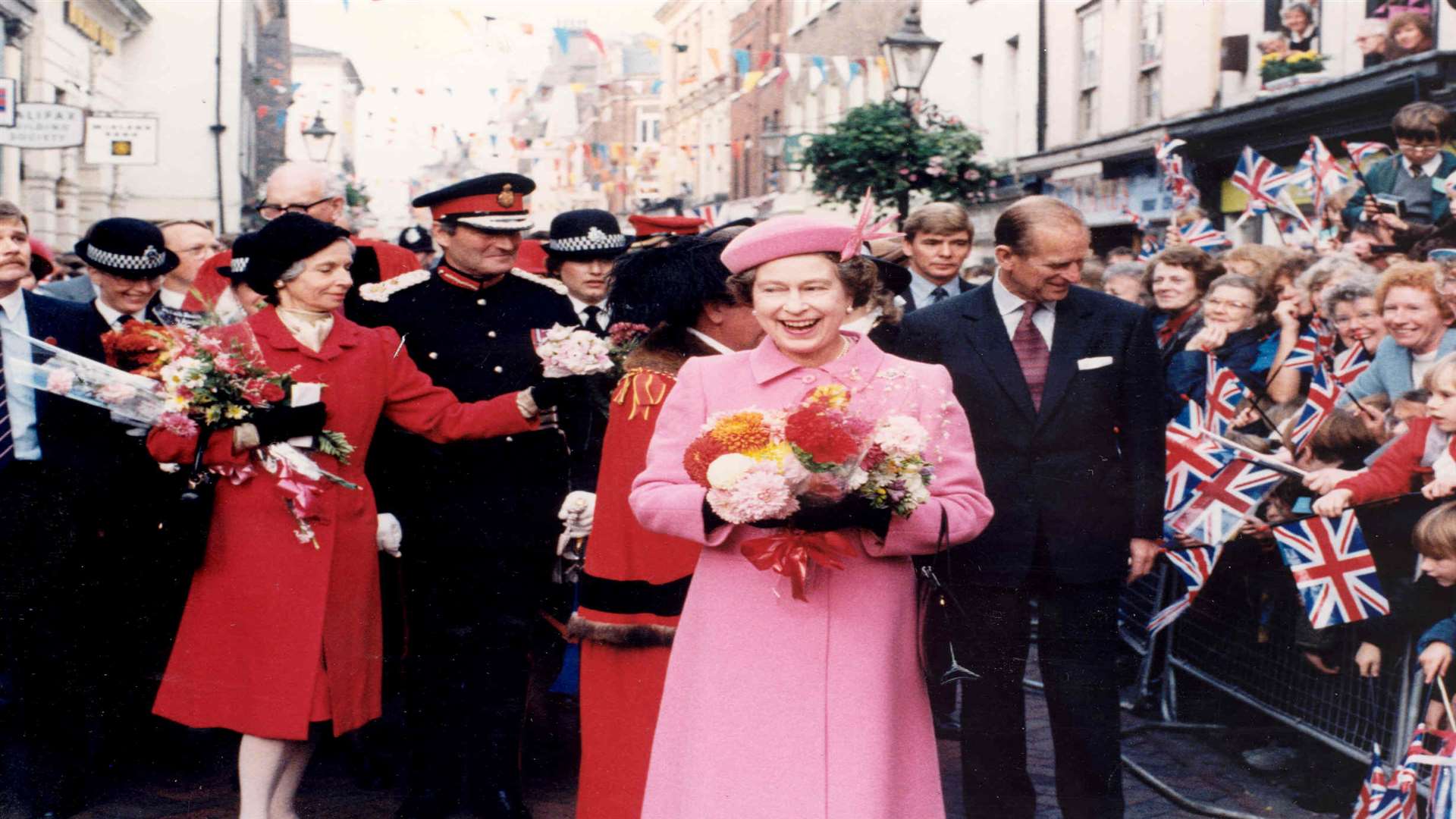 The Queen delighted the crowds in Rochester High Street during a tour of the Medway Towns in 1984