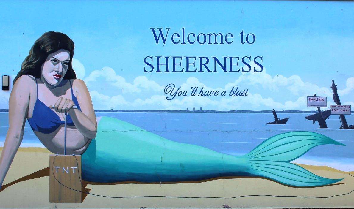Controversial mermaid mural featuring the wreck of the Richard Montgomery bomb ship at Sheerness (4698442)