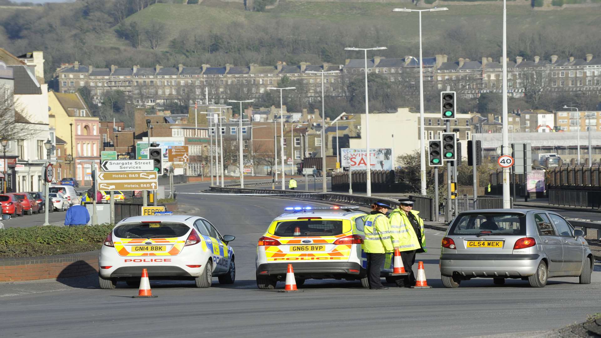The road has been cordoned off and the police are waiting for bomb disposal teams to arrive