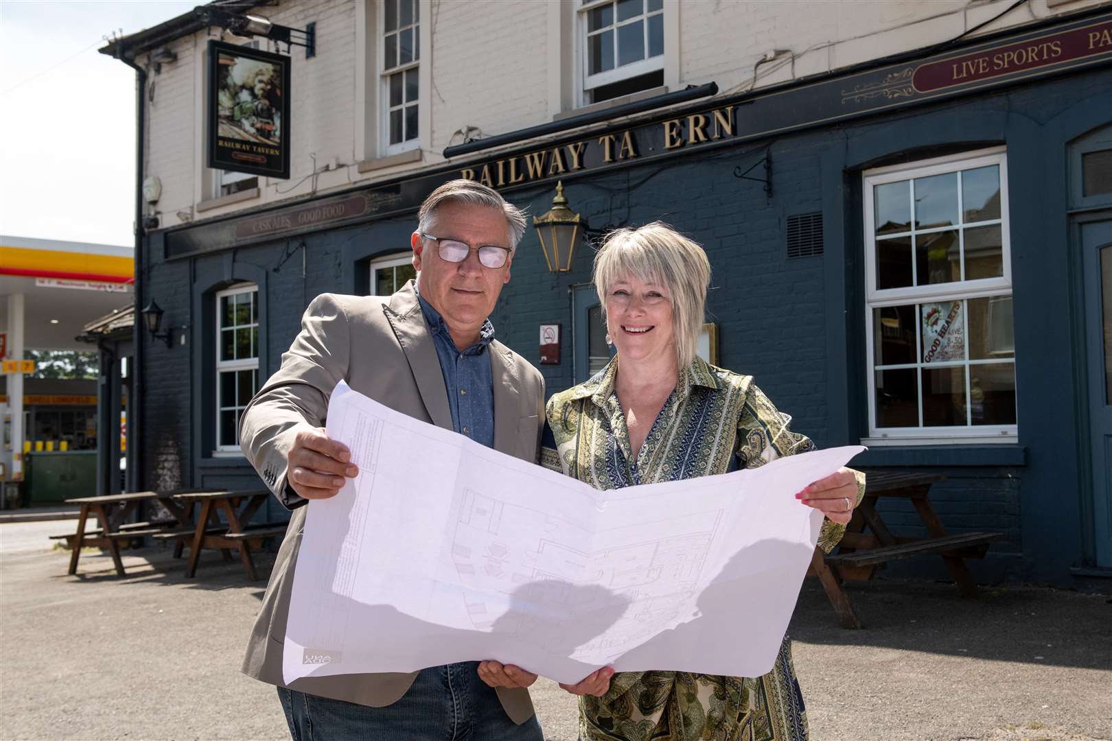 Brad and Maria Read outside The Railway Tavern in Longfield before the refurbishment. Picture: Star Pubs & Bars