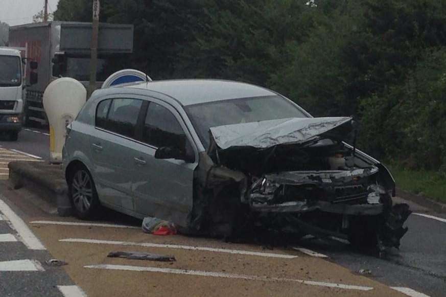 A car damaged in the Halling crash. Picture: @ianriches69
