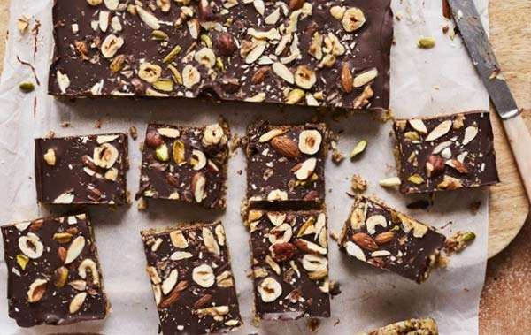 Melissa Hemsley: No-bake Chewy Nutty Bars