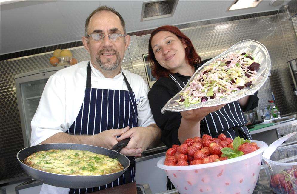 Community Chef Mike Spackman and Assistant Chef Sally Reed