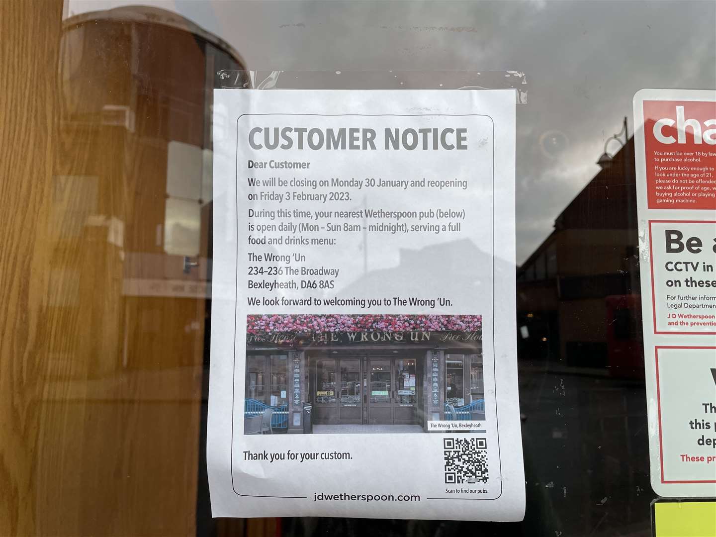 The Furze Wren Wetherspoons put up a sign announcing it would be closing for a short time